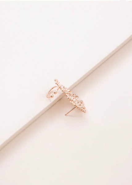 Build Me Up Ear Cuff